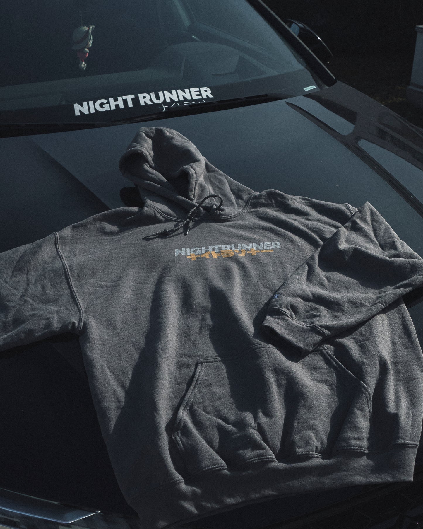 HOODIE [NIGHTRUNNER] // GREY